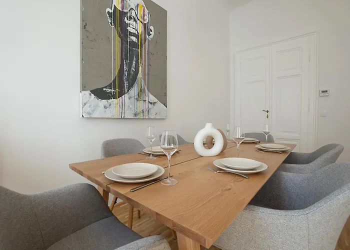 Apartmán Posh 107 M2 3br Flat In The Center Of *