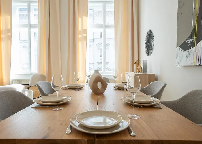 Posh 107 M2 3br Flat In The Center Of *