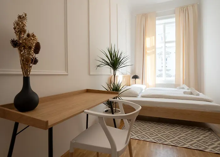 Apartmán Posh 107 M2 3br Flat In The Center Of Vídeň