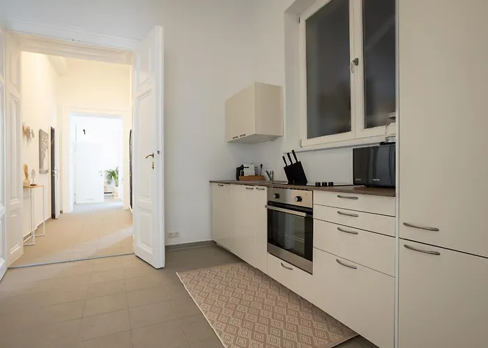 Apartmán Posh 107 M2 3br Flat In The Center Of *